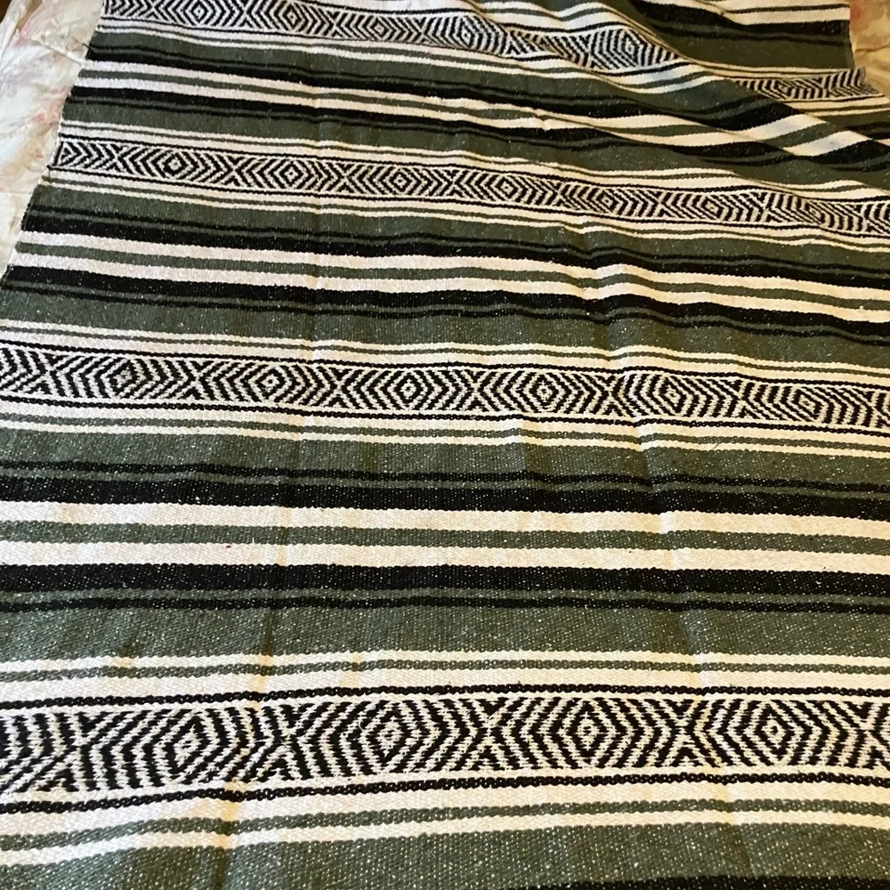 Mexican blanket from Earth Ragz cotton & recycled fibers grays & white 50 x 72”